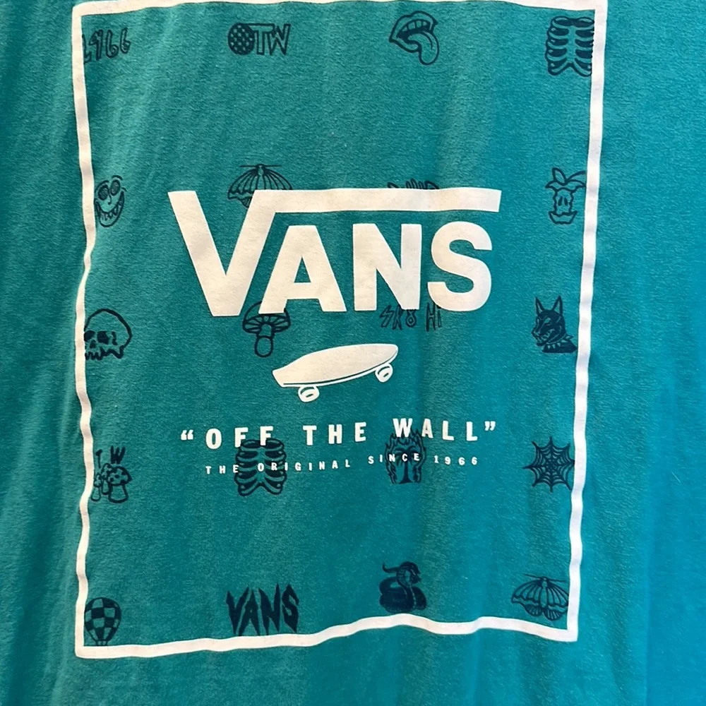 Vans TShirt - Picture 2 of 3